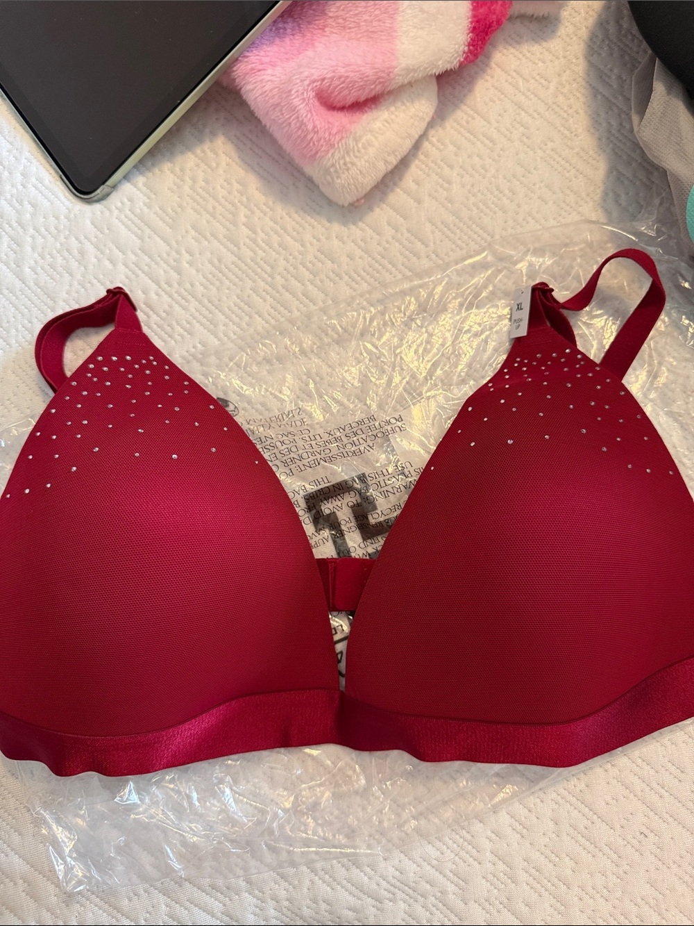 PINK Victoria's Secret Ruby Red wireless Rhinestone Bra XL